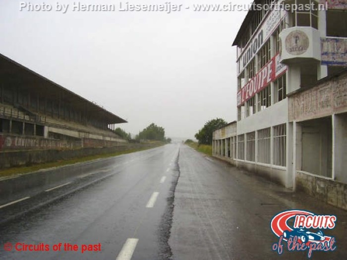 Reims Circuit - Pit lane