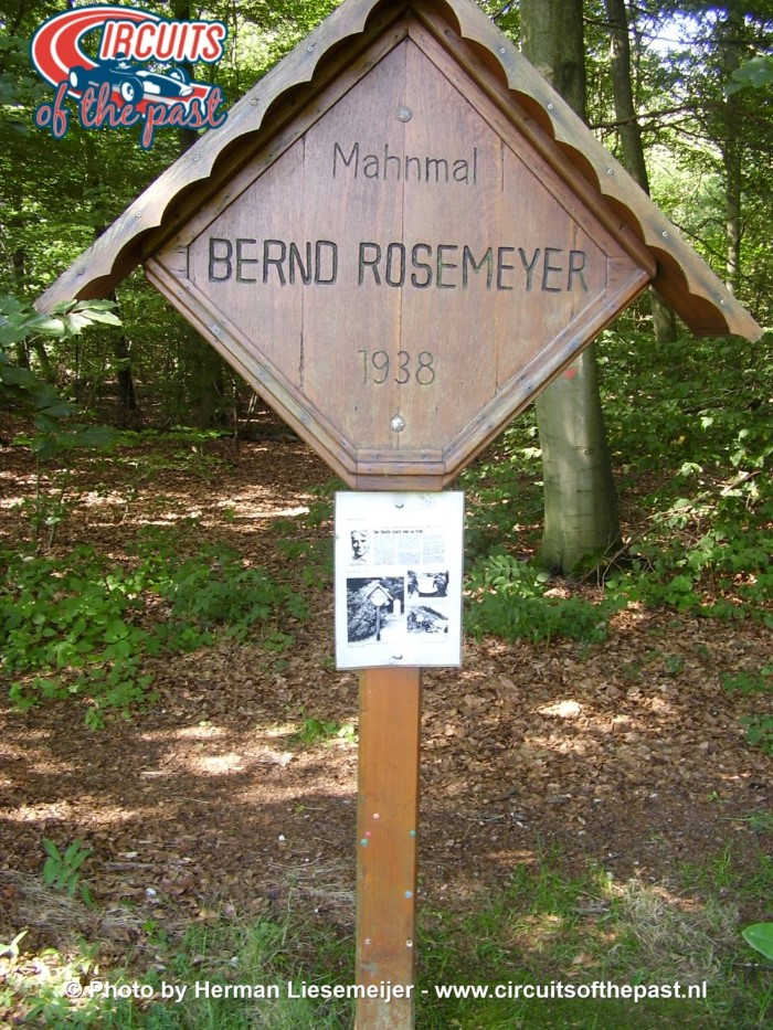 Rosemeyer Parkplatz - Memorial